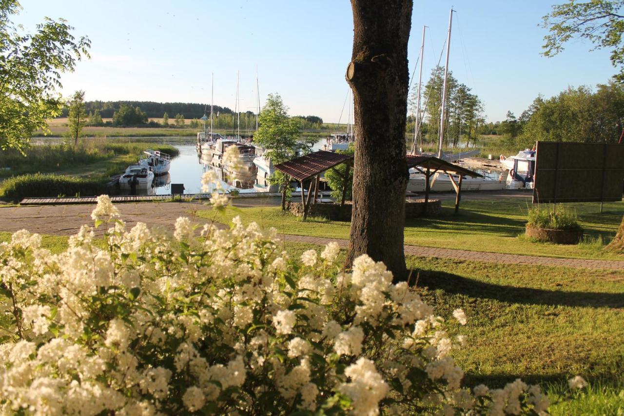 Domki W Porcie Zielony Gaj Mikołajki Exterior foto